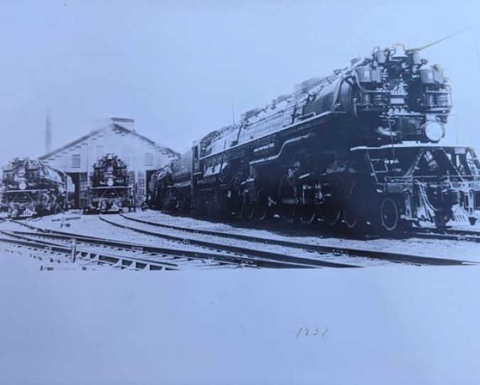 A Great Northern steam locomotive at the Hillyard shop, 1937. The photo was taken at what is now the current location of the Parkwater mechanical engineering building at BNSF Yardley. A Great Northern steam locomotive at the Hillyard shop, 1937. The photo was taken at what is now the current location of the Parkwater mechanical engineering building at BNSF Yardley.